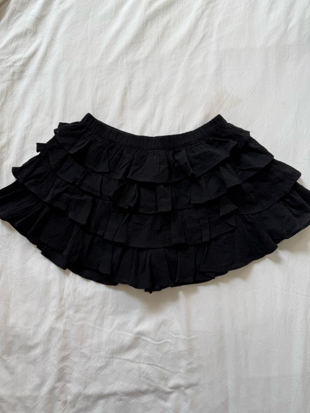 NWOT ANWND Black Tiered Ruffle Mini Skort